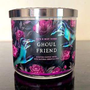 Bath and Body Works candle